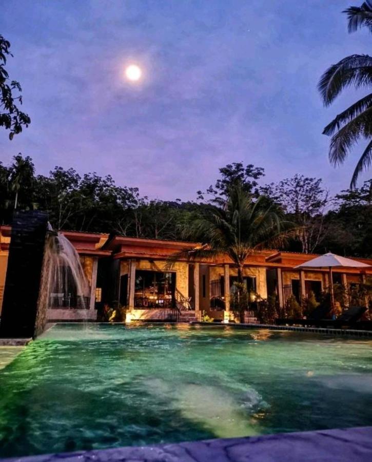 Grandfather Khaolak Resort Khaulak Kültér fotó